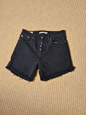 Levi's Women's 501 Original High-Rise Jean Shorts Size 25 (XS)